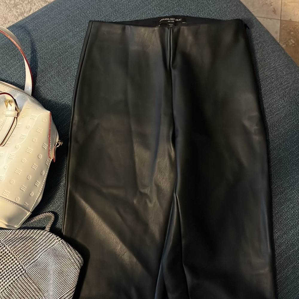 Banana Republic Devon Vegan Leather Pants 00 - Picture 2 of 4